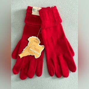 Vintage Red Knit Gloves